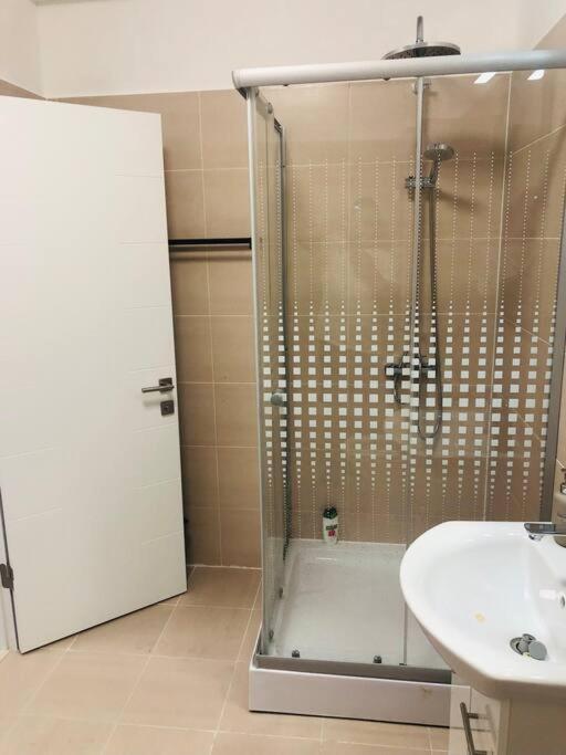 Dxn Luxury Apartment 4 Navodari Dış mekan fotoğraf